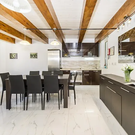 بيت ضيافة Sliema, Guest House. Theoria Travel *