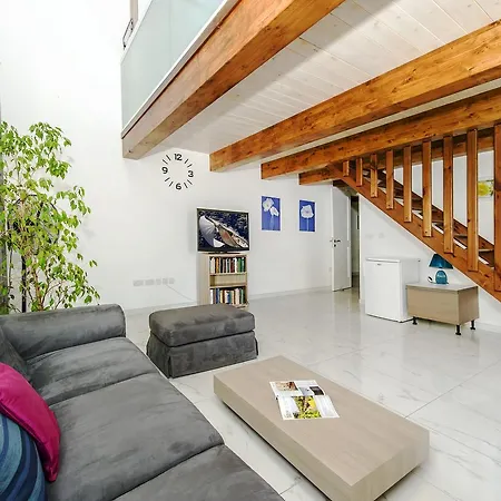Sliema, Guest House. Theoria Travel بيت ضيافة سليمة